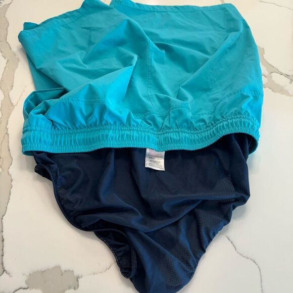 Gymshark shorts with liner - Picture 4 of 6